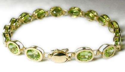 
Bezel Peridot Bracelet
